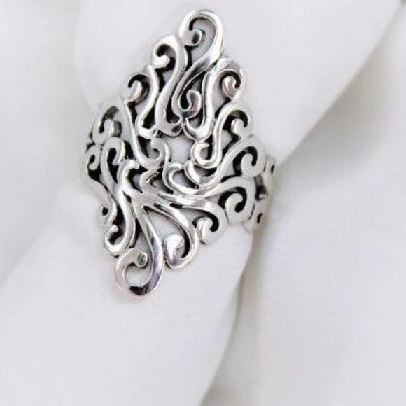 Jewelry - Adjustable Scroll Ring